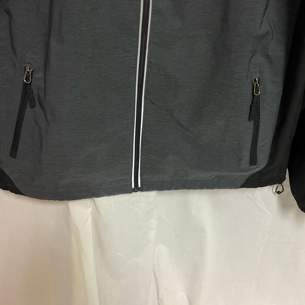 New Balance Jacket - Picture 4 of 10